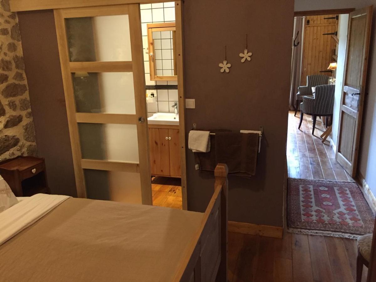Chambre D'Hotes Les 3 Cochons D'Olt アルカンバル エクステリア 写真