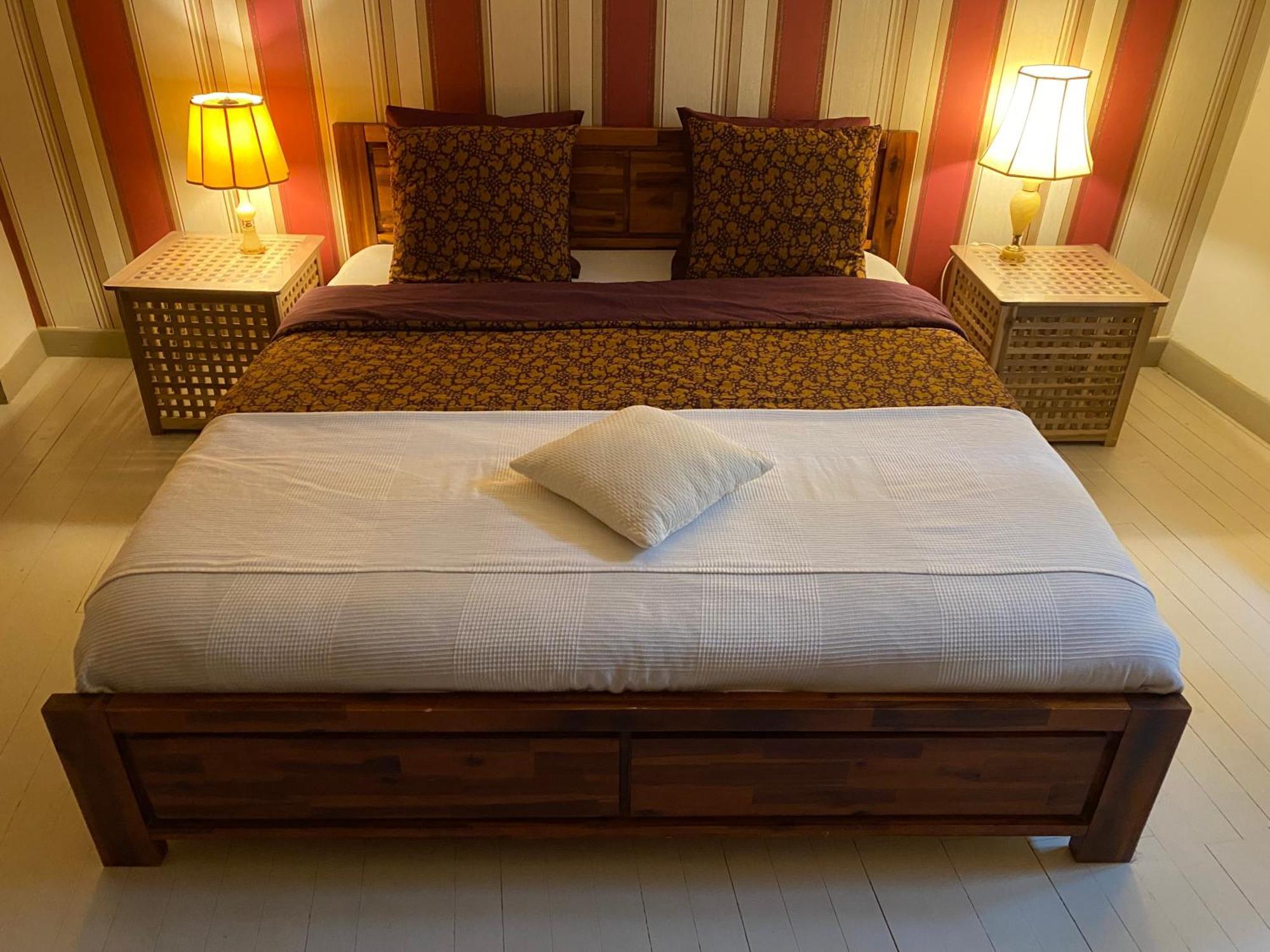 Chambre D'Hotes Les 3 Cochons D'Olt アルカンバル エクステリア 写真