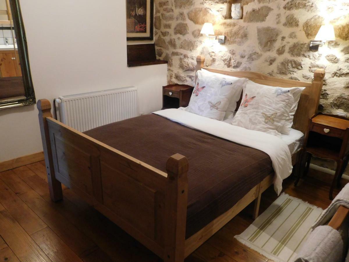 Chambre D'Hotes Les 3 Cochons D'Olt アルカンバル エクステリア 写真